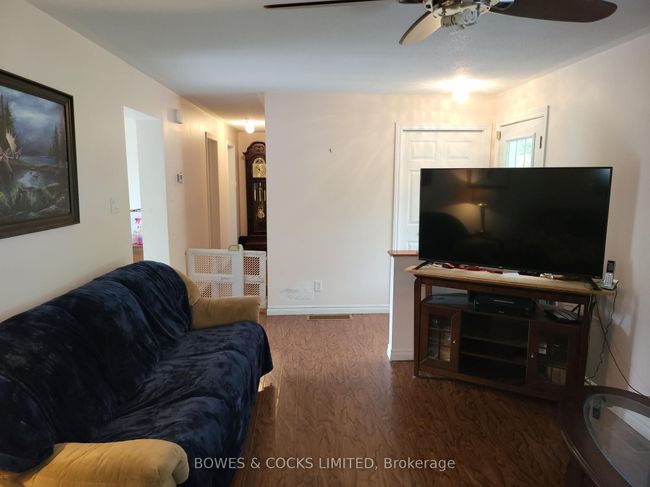 447 Frantz Rd, House other with 2 bedrooms, 1 bathrooms and 3 parking in Maynooth ON | Image 6