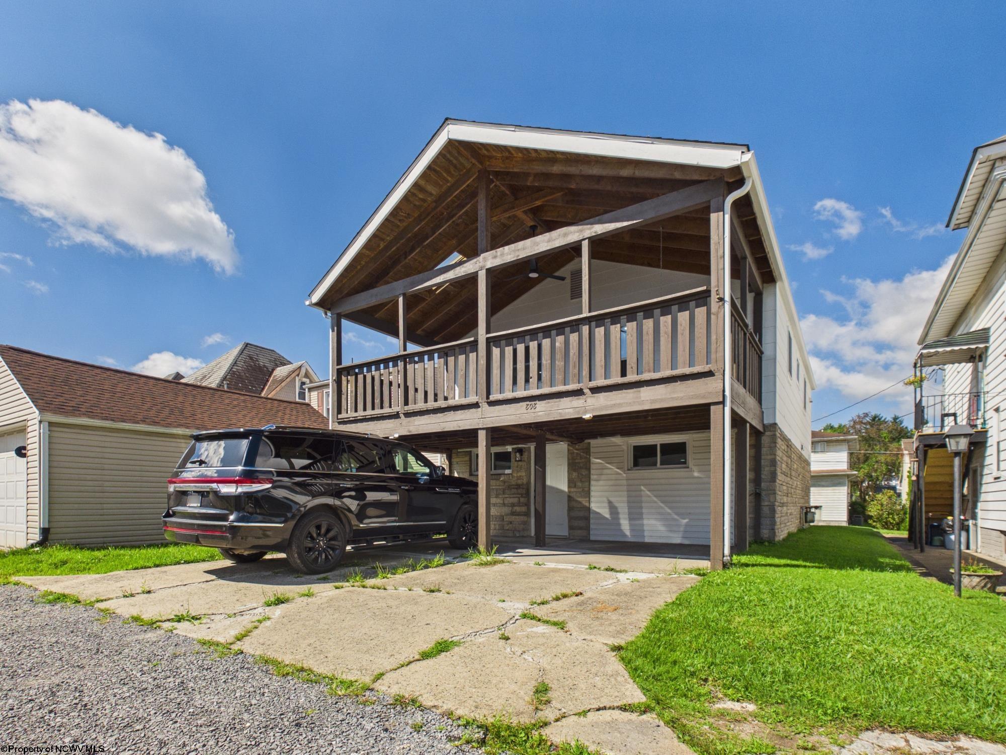 Residential in Fairmont 5