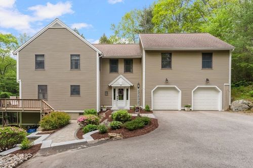 25 Glendale Rd, Sturbridge, MA, 01518-1002 | Card Image