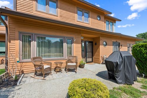 16 English Ln, Brick, NJ, 08724-2065 | Card Image