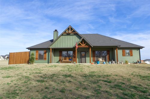 700 N Mesquite St, Muenster, TX, 76252-2331 | Card Image