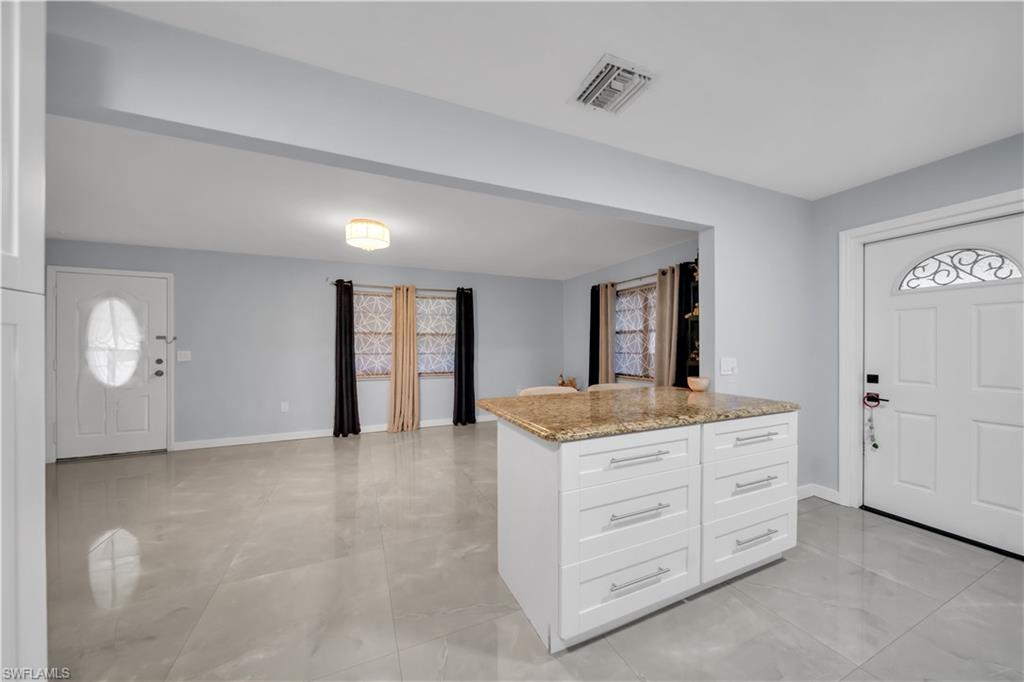 Residential Lease in NORTH FORT MYERS 5