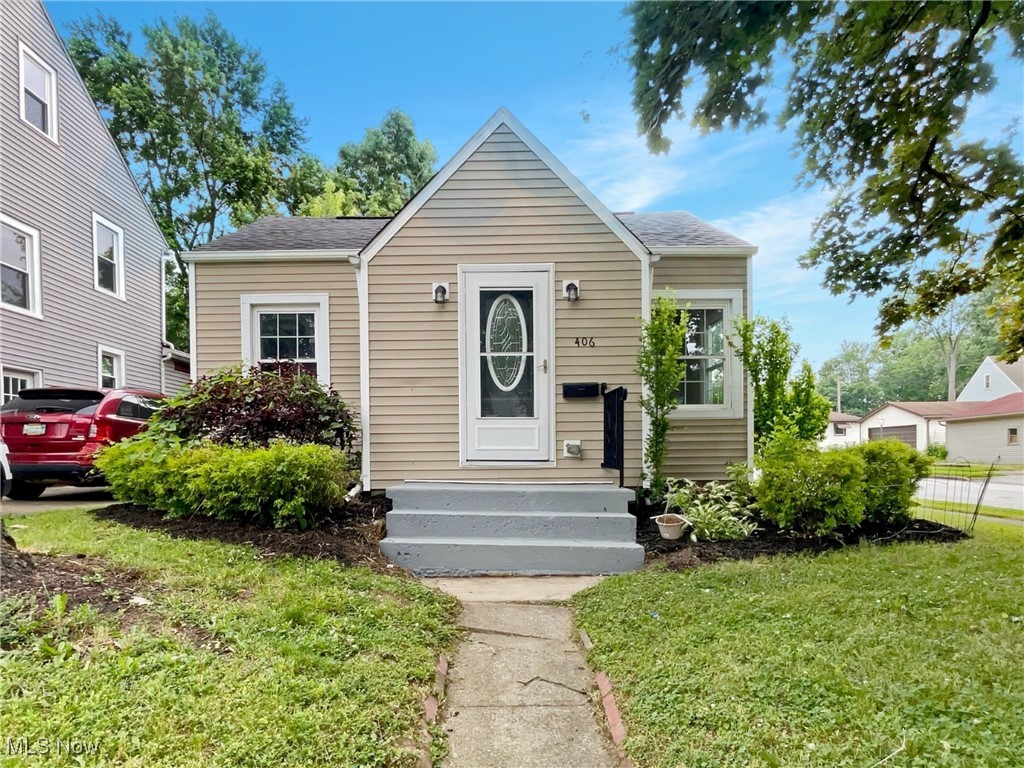 Kathron Ave, Cuyahoga Falls, OH 44221