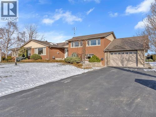 3 Beth Cres, Leamington, ON, N8H3Z8 | Card Image