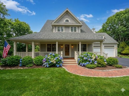 10 Abbey Gate Rd, Cotuit, MA, 02635-3027 | Card Image