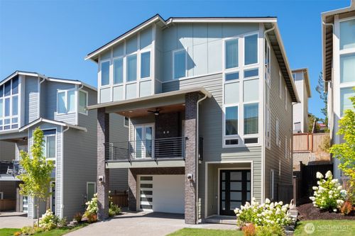 7573 S 130th Pl, Seattle, WA, 98178-4676 | Card Image