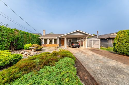 723 Phillips St, Parksville, BC, V9P1A7 | Card Image