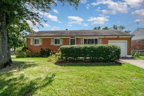 8474 Chesswood Dr, Cincinnati, OH, 45239 | Card Image