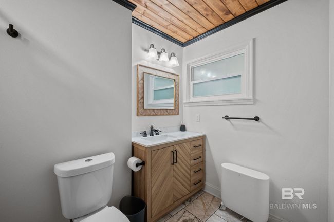 Bathroom | Image 21