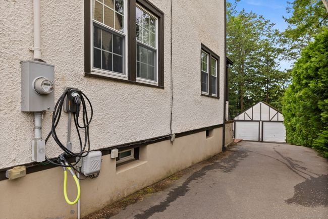 137 Ballard Dr, House other with 5 bedrooms, 3 bathrooms and null parking in West Hartford CT | Image 38