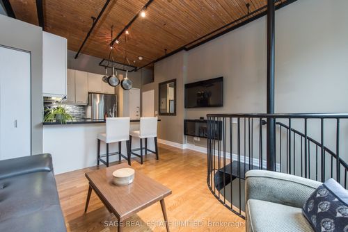504-781 King St W, Toronto, ON, M5V3L5 | Card Image