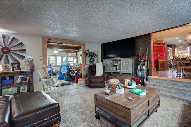17133 Farm Road 1567 W, Home with 2 bedrooms, 1 bathrooms and null parking in Lone Oak TX | Image 16
