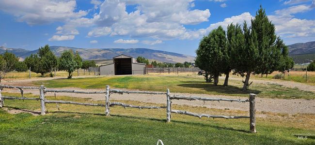 2318 S Elba Almo Rd, House other with 4 bedrooms, 2 bathrooms and 2 parking in Elba ID | Image 5