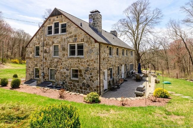 86 Chestnut Tree Hill Road Ext, House other with 3 bedrooms, 4 bathrooms and null parking in Oxford CT | Image 4