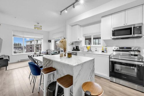 516-15858 Fraser Highway, Surrey, BC, V4N6X4 | Card Image