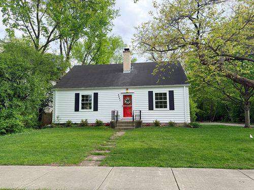 2241 Dewes St, Glenview, IL, 60025-4154 | Card Image