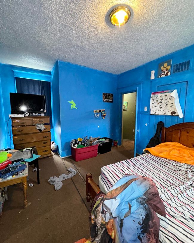 2124 S Walnut St, Home with 3 bedrooms, 1 bathrooms and null parking in Muncie IN | Image 16