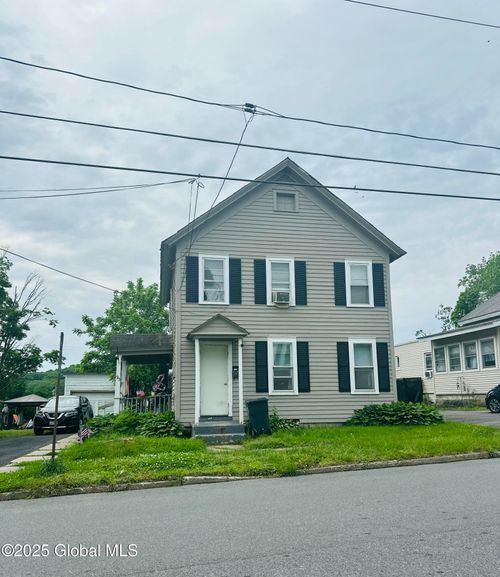 95 Mccrea St, Fort Edward, NY, 12828-1427 | Card Image