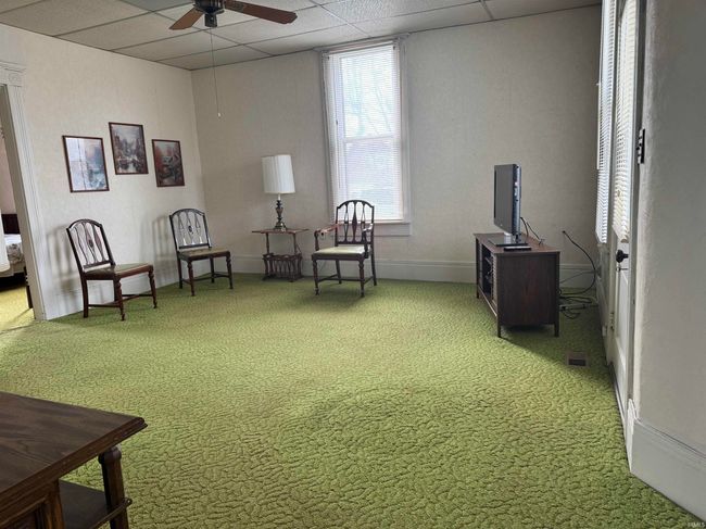 406 E Medcalf St, House other with 3 bedrooms, 1 bathrooms and null parking in Dale IN | Image 10