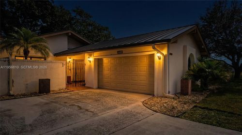 156-3400 Cherry Garden Cir, Lauderhill, FL, 33319-5107 | Card Image