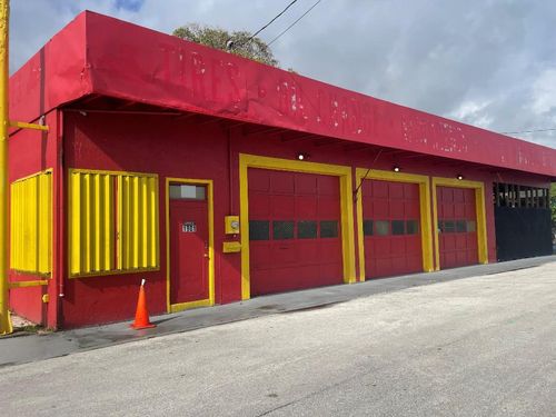 1901 Florida St, Lake Worth Beach, FL, 33460-6125 | Card Image