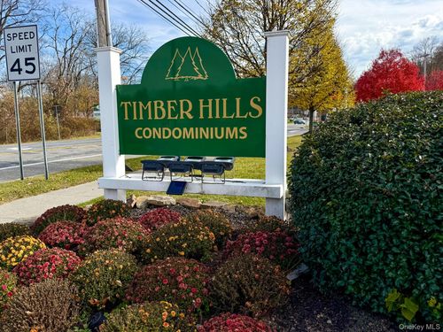 23 Aldo Ct, Monroe, NY, 10950-3947 | Card Image