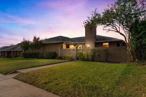1801 Clear Point Dr, Garland, TX, 75041-5204 | Card Image