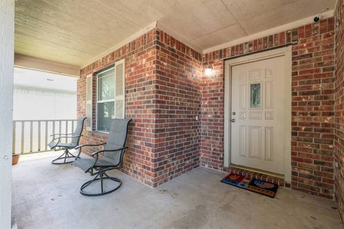 104 Whirling Eddy Cv, Hutto, TX, 78634-4180 | Card Image