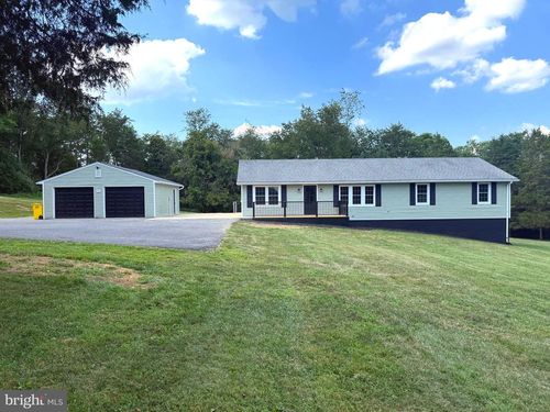 163 Melody Dr, Martinsburg, WV, 25405-6941 | Card Image