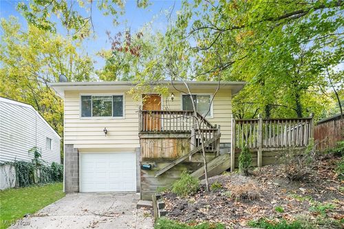 1702 Leighton Ave, Akron, OH, 44314-3306 | Card Image