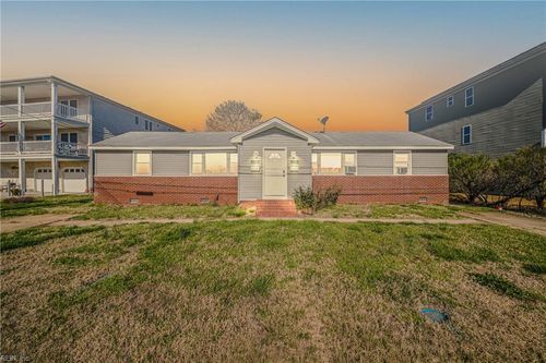 9513 6th Bay St, Norfolk, VA, 23518-1105 | Card Image