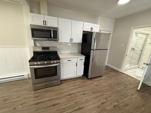 4-92 S Common St, Lynn, MA, 01902-6505 | Card Image