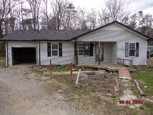 1033 Dutchtown Rd, Tracy City, TN, 37387-4623 | Card Image