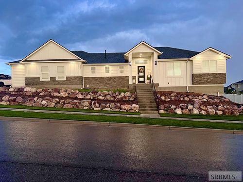 3163 Owyhee St, Pocatello, ID, 83201-7709 | Card Image