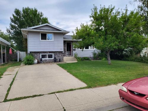 2161 Palm Rd S, Lethbridge, AB, T1K3N1 | Card Image