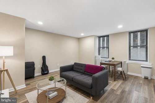 601-135 S 19th St, PHILADELPHIA, PA, 19103-4907 | Card Image