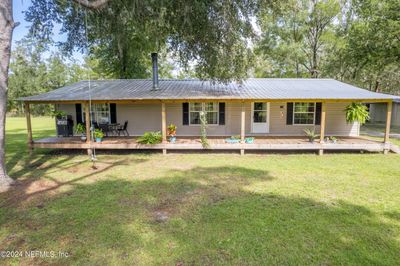 13720 Ne 160 Th Avenue, House other with 3 bedrooms, 2 bathrooms and null parking in Waldo FL | Image 2