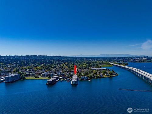 203-2360 43rd Ave E, Seattle, WA, 98112-2701 | Card Image