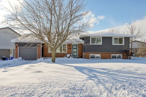 18 Bigham Cres, Woodstock, ON, N4S8H1 | Card Image