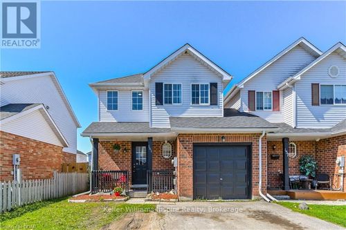 161 Tait Cres, Fergus, ON, N1M3P5 | Card Image