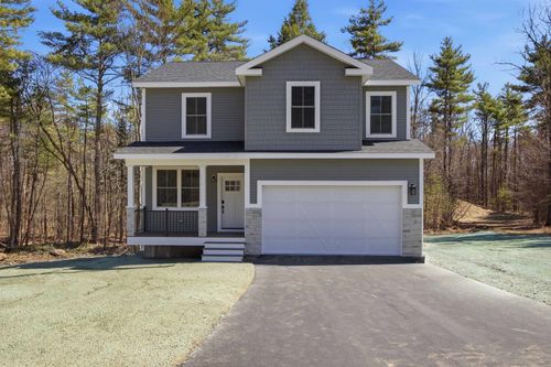 376 Turner Way, Laconia, NH, 03246-1691 | Card Image