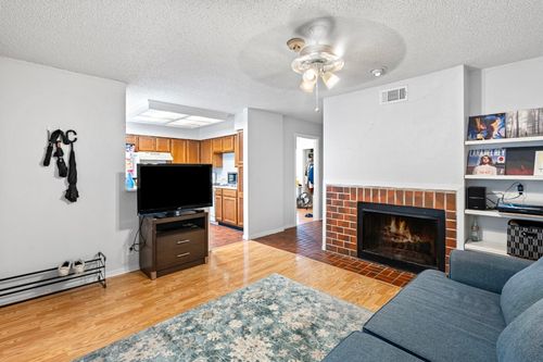 apt-207-2110 Rio Grande St, Austin, TX, 78705-5529 | Card Image