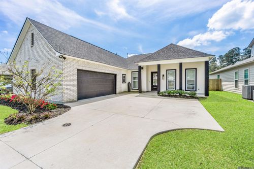 9630 S Creek Dr, Denham Springs, LA, 70726-2038 | Card Image