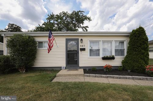 307 Ruth Ave, Maple Shade, NJ, 08052-1838 | Card Image