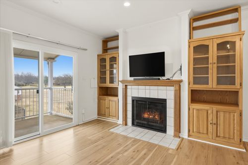 apt-238-8511 Westover Ct, Granbury, TX, 76049-4242 | Card Image