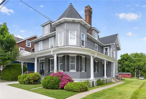 28 S Main St, COOPERSBURG, PA, 18036-1911 | Card Image