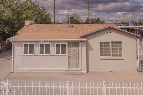 7907 Alameda Ave, El Paso, TX, 79915-4635 | Card Image