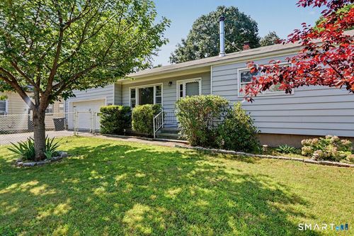 102 Andrews Ave, Milford, CT, 06460-5817 | Card Image