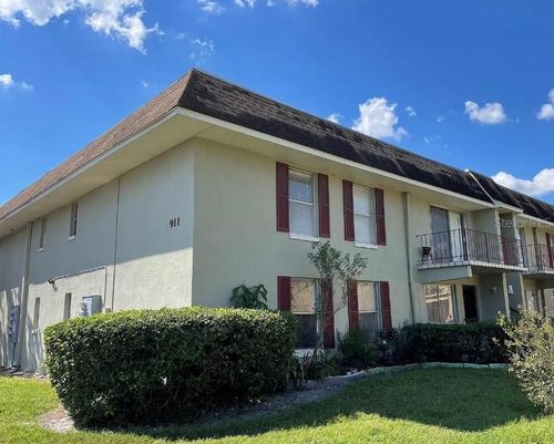 c-911 W Oak Ridge Rd, ORLANDO, FL, 32809-4736 | Card Image