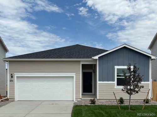 2151 Christina St, Fort Lupton, CO, 80621-2426 | Card Image